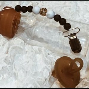 Handmade pacifier clip